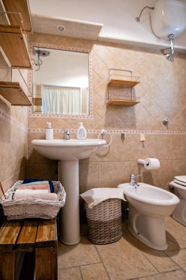 Villa Tommasina Каровиньо Екстериор снимка
