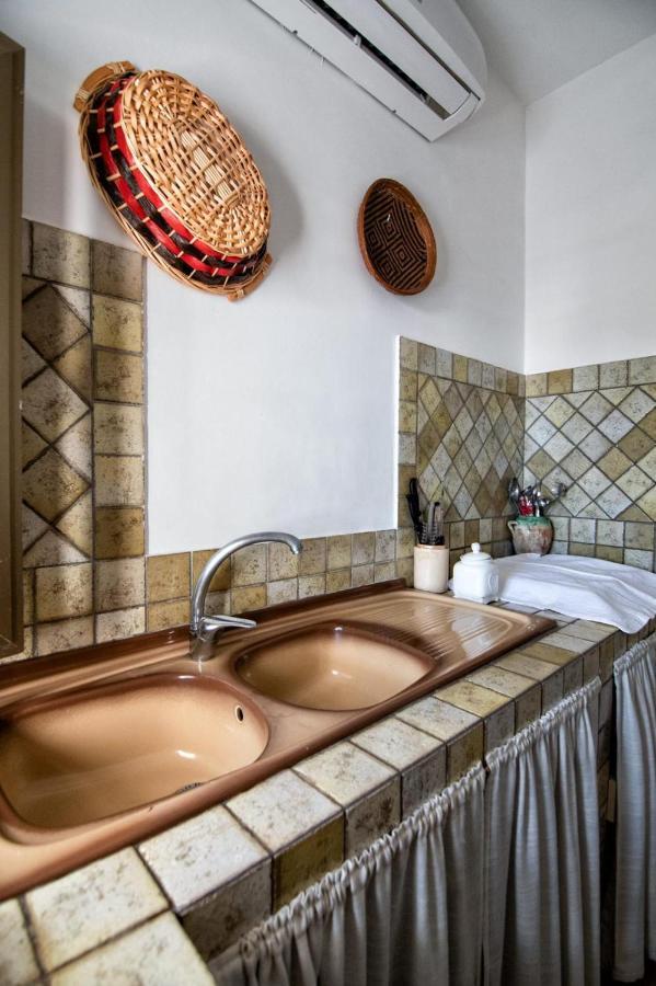Villa Tommasina Каровиньо Екстериор снимка